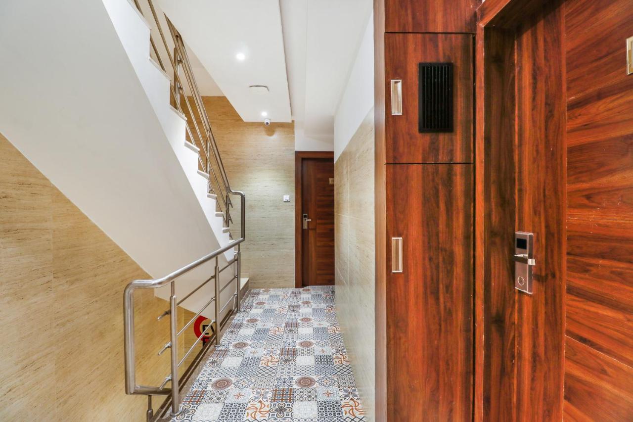 מומביי Oyo 70475 Hotel Sea Breeze מראה חיצוני תמונה