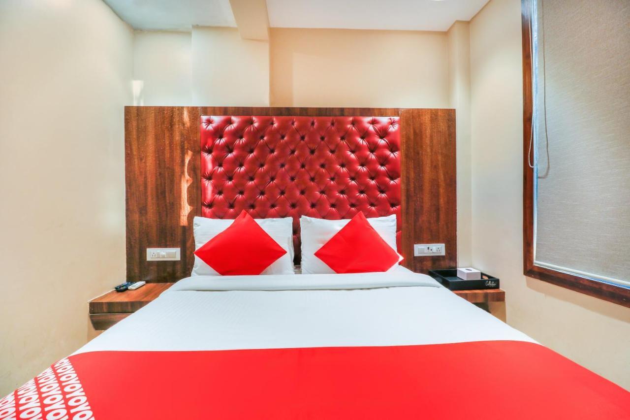 מומביי Oyo 70475 Hotel Sea Breeze מראה חיצוני תמונה