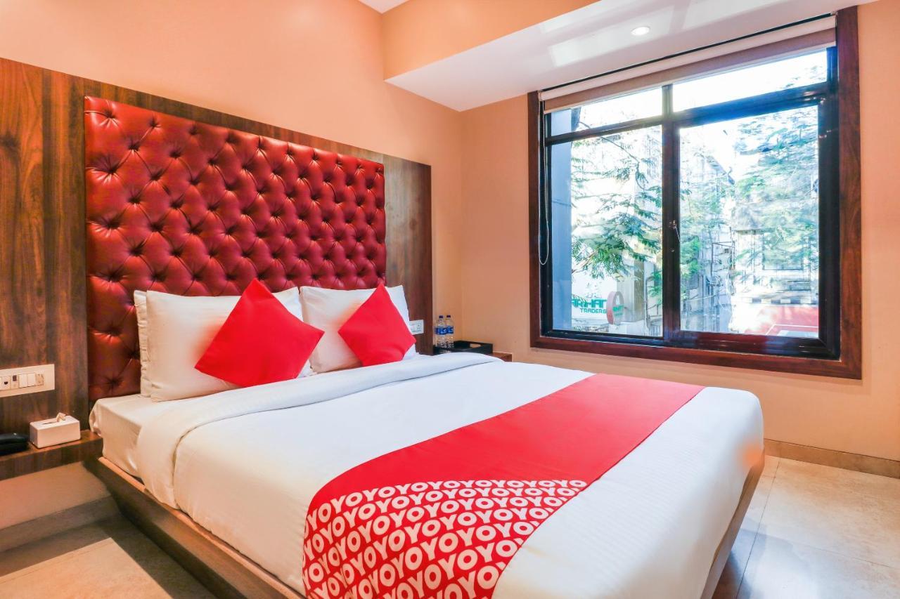 מומביי Oyo 70475 Hotel Sea Breeze מראה חיצוני תמונה