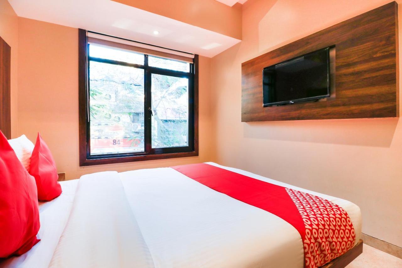 מומביי Oyo 70475 Hotel Sea Breeze מראה חיצוני תמונה