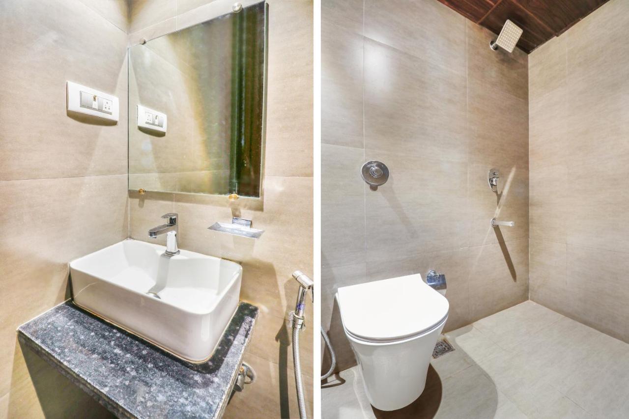 מומביי Oyo 70475 Hotel Sea Breeze מראה חיצוני תמונה